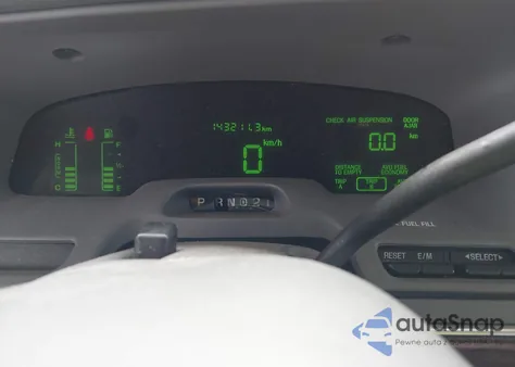 2000 Mercury Grand Marquis Ls z USA, uszkodzony, nr VIN 2MEFM75W5YX704324